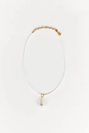 AMBER SCEATS INES PEARL NECKLACE