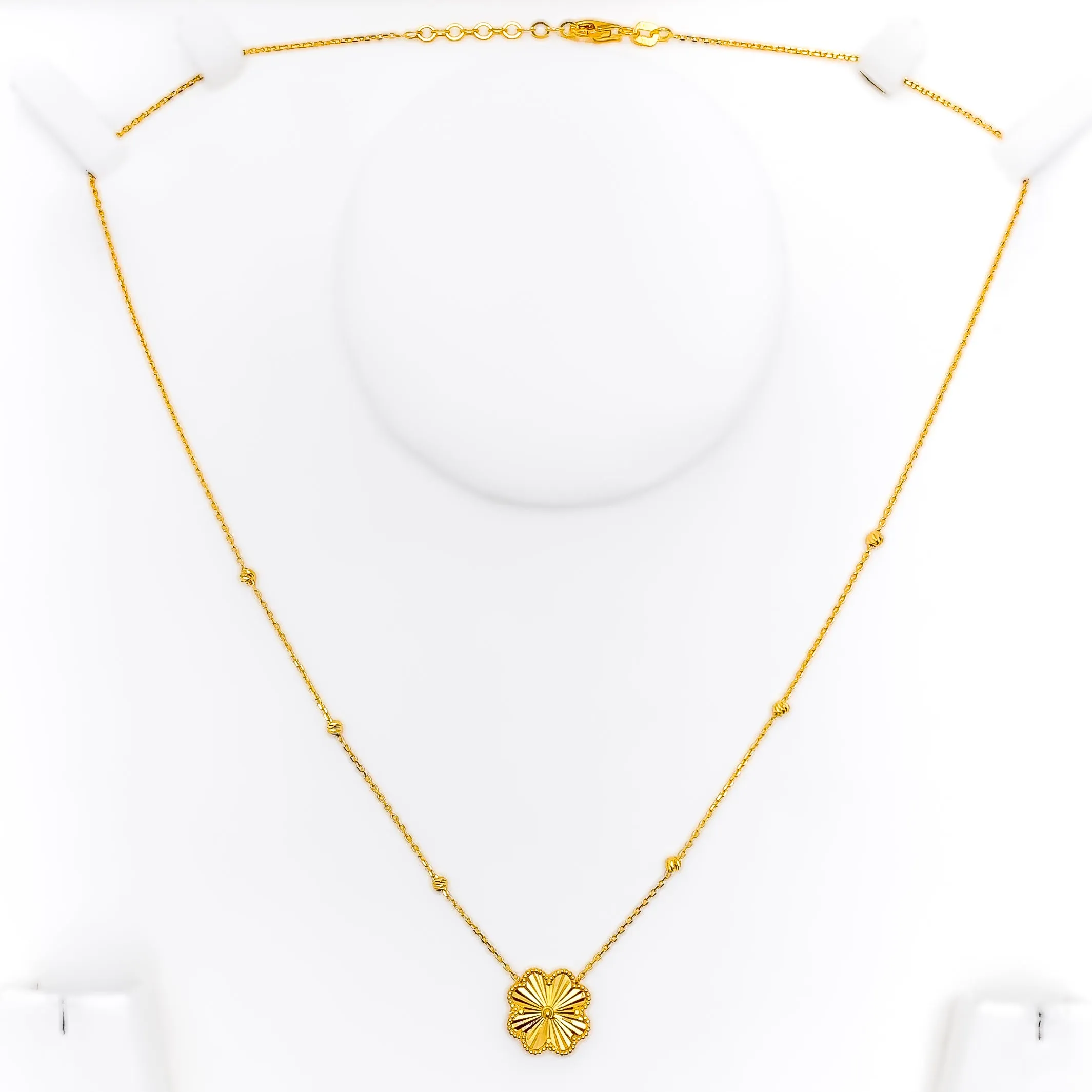 Beautiful Floral 22k Gold Necklace