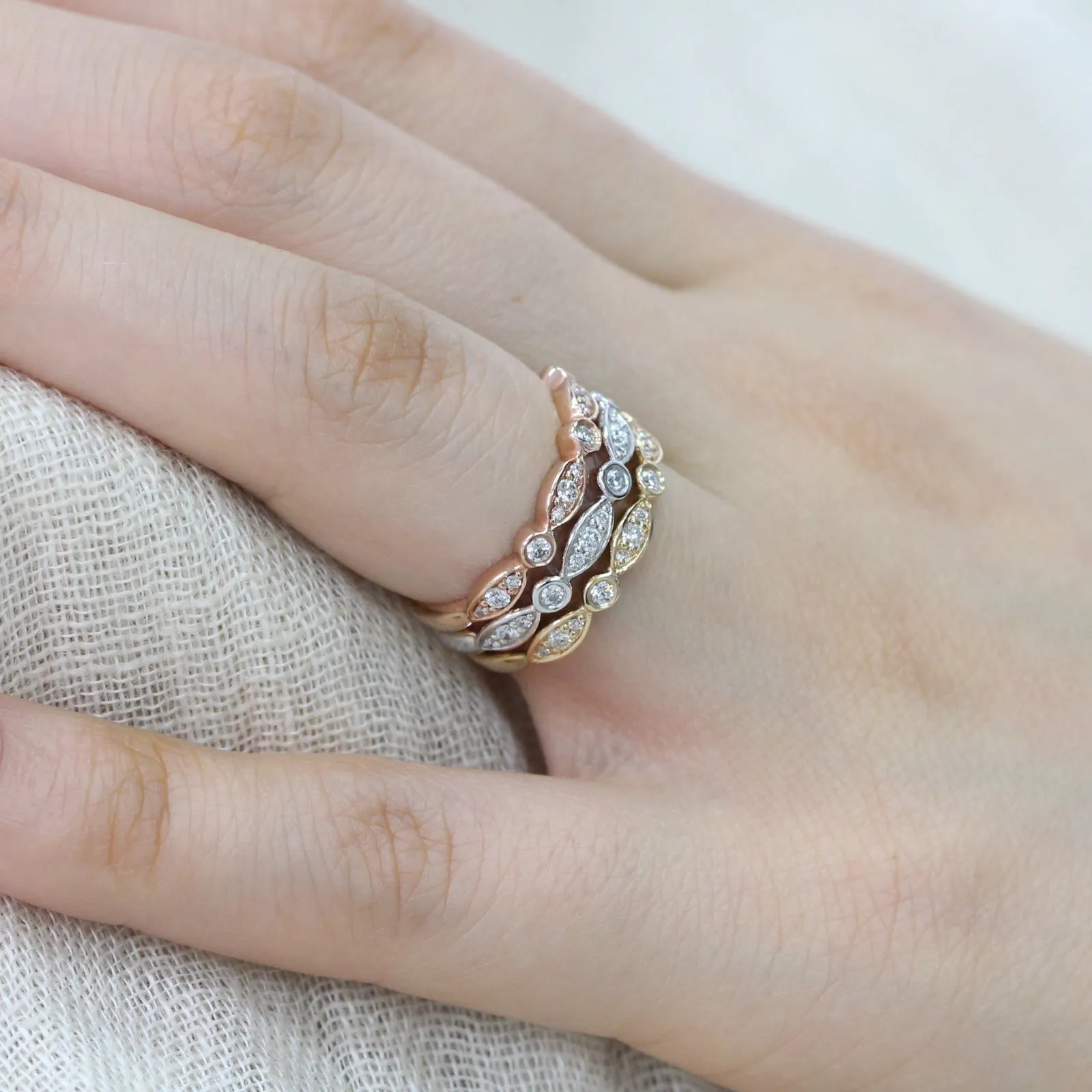 Bezel Diamond Wedding Ring in Scalloped Half Eternity Band