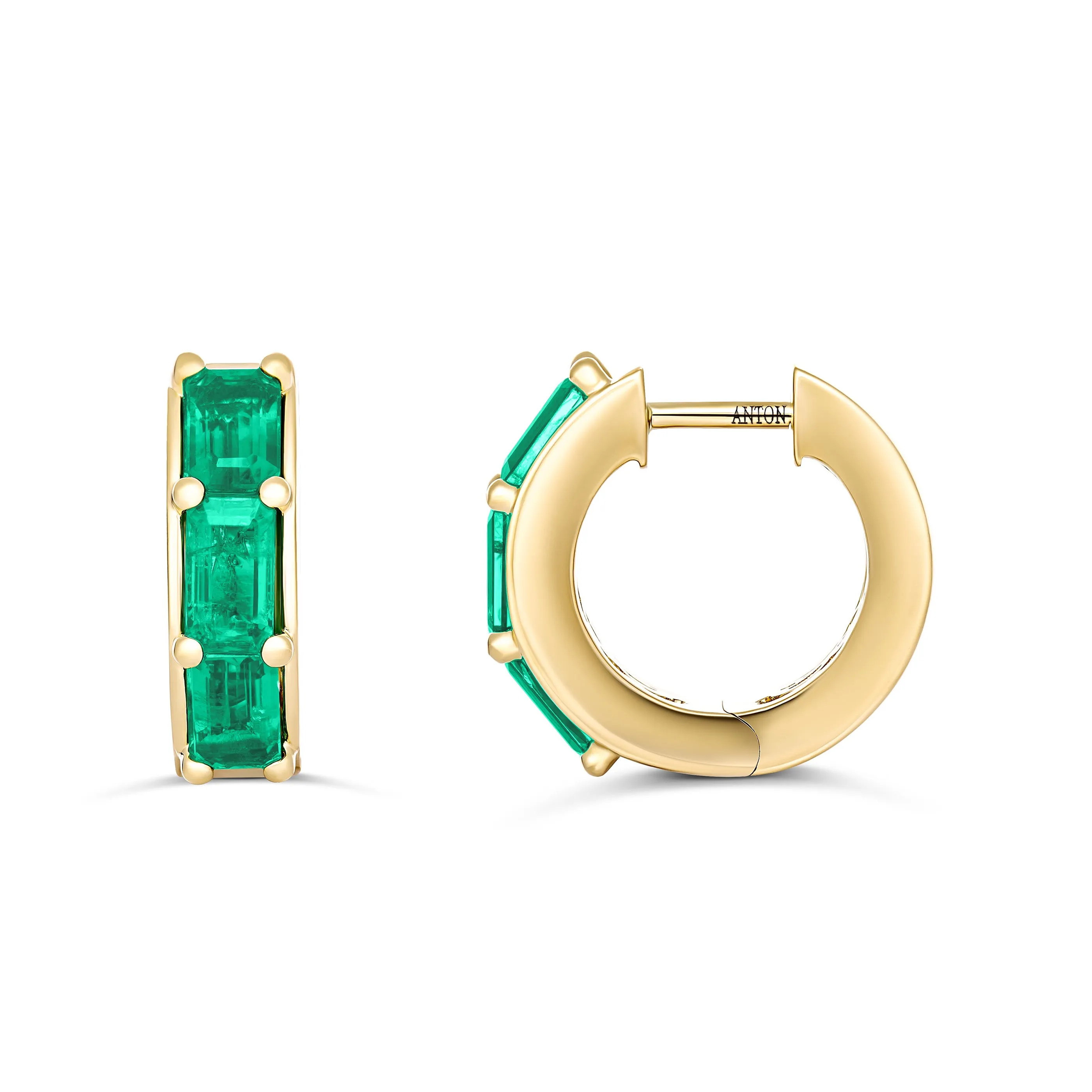 Capri Dreaming® Emerald Gemstone Small Huggies | 18K Yellow Gold