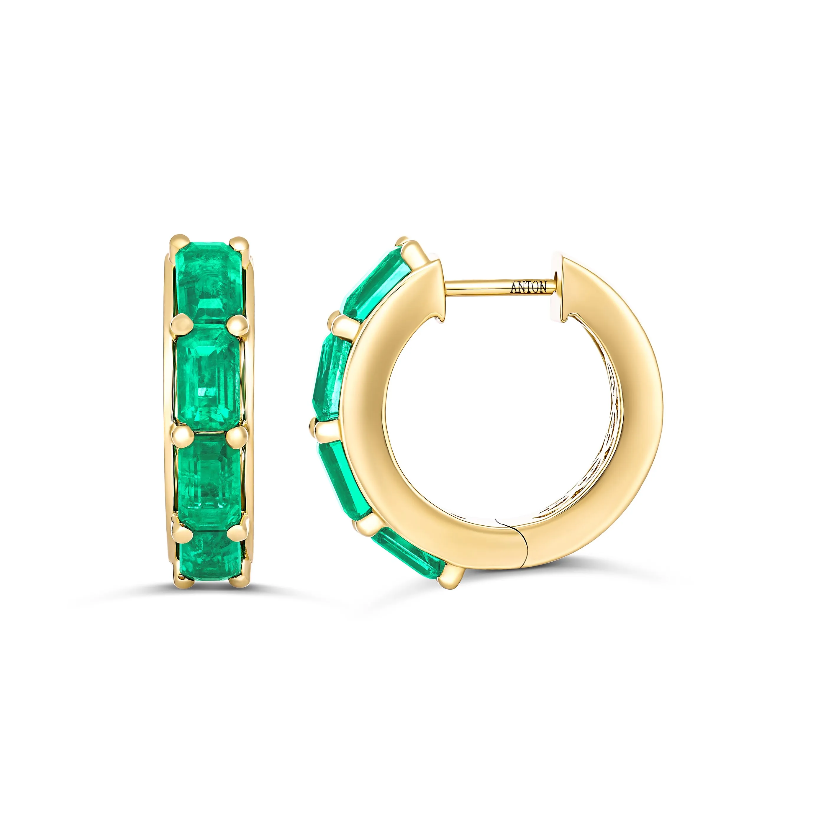 Capri Dreaming® Emerald Gemstone Small Huggies | 18K Yellow Gold