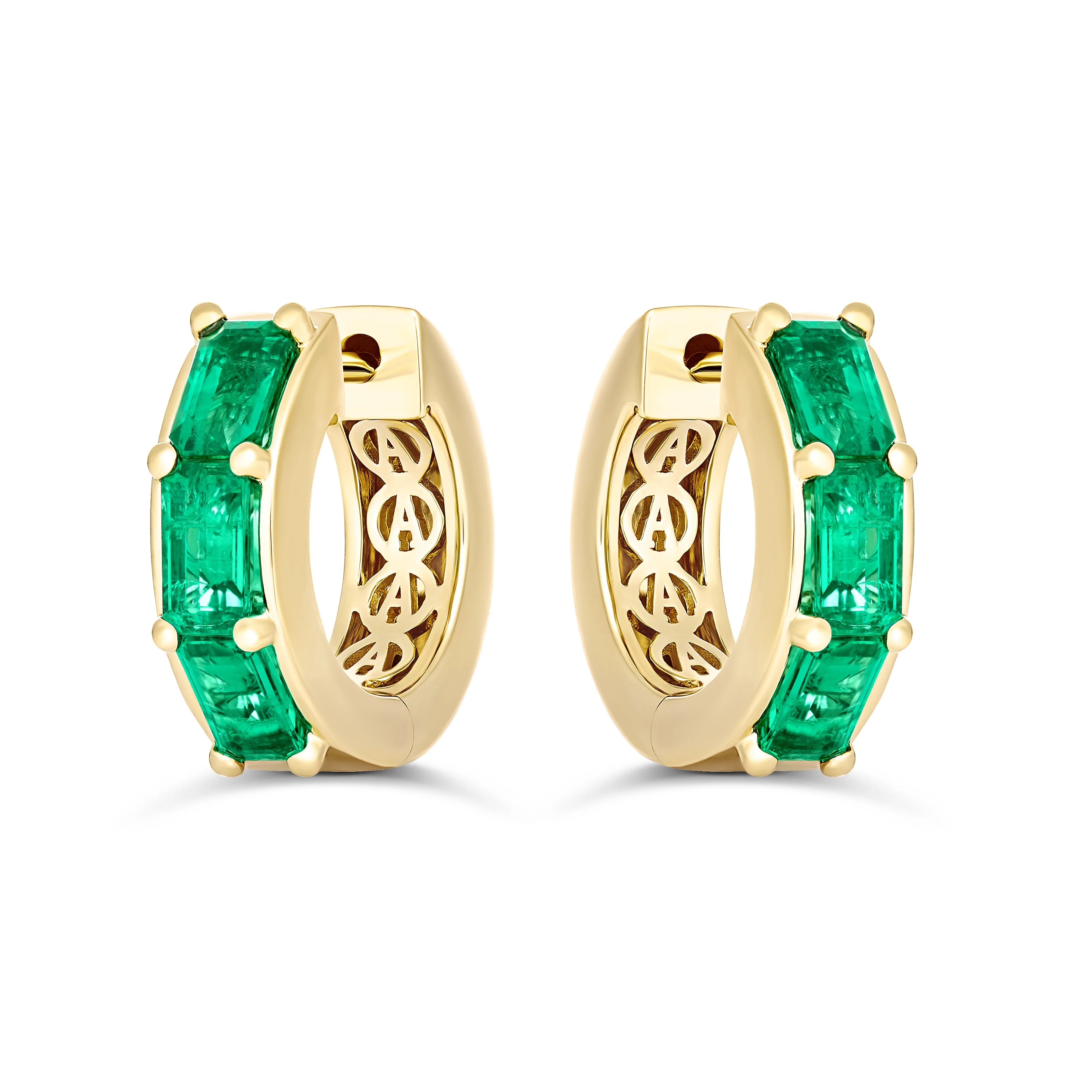 Capri Dreaming® Emerald Gemstone Small Huggies | 18K Yellow Gold