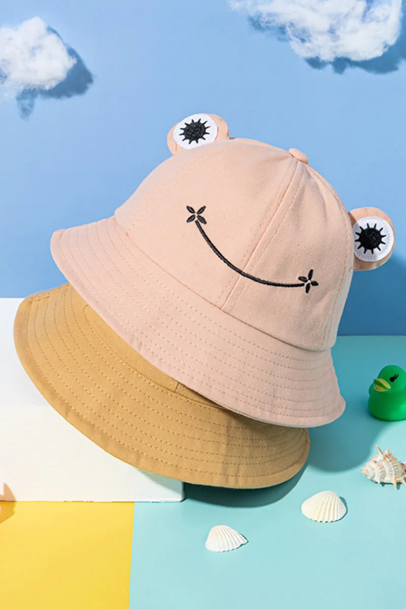 CARTOON FROG DESIGN BUCKET HAT