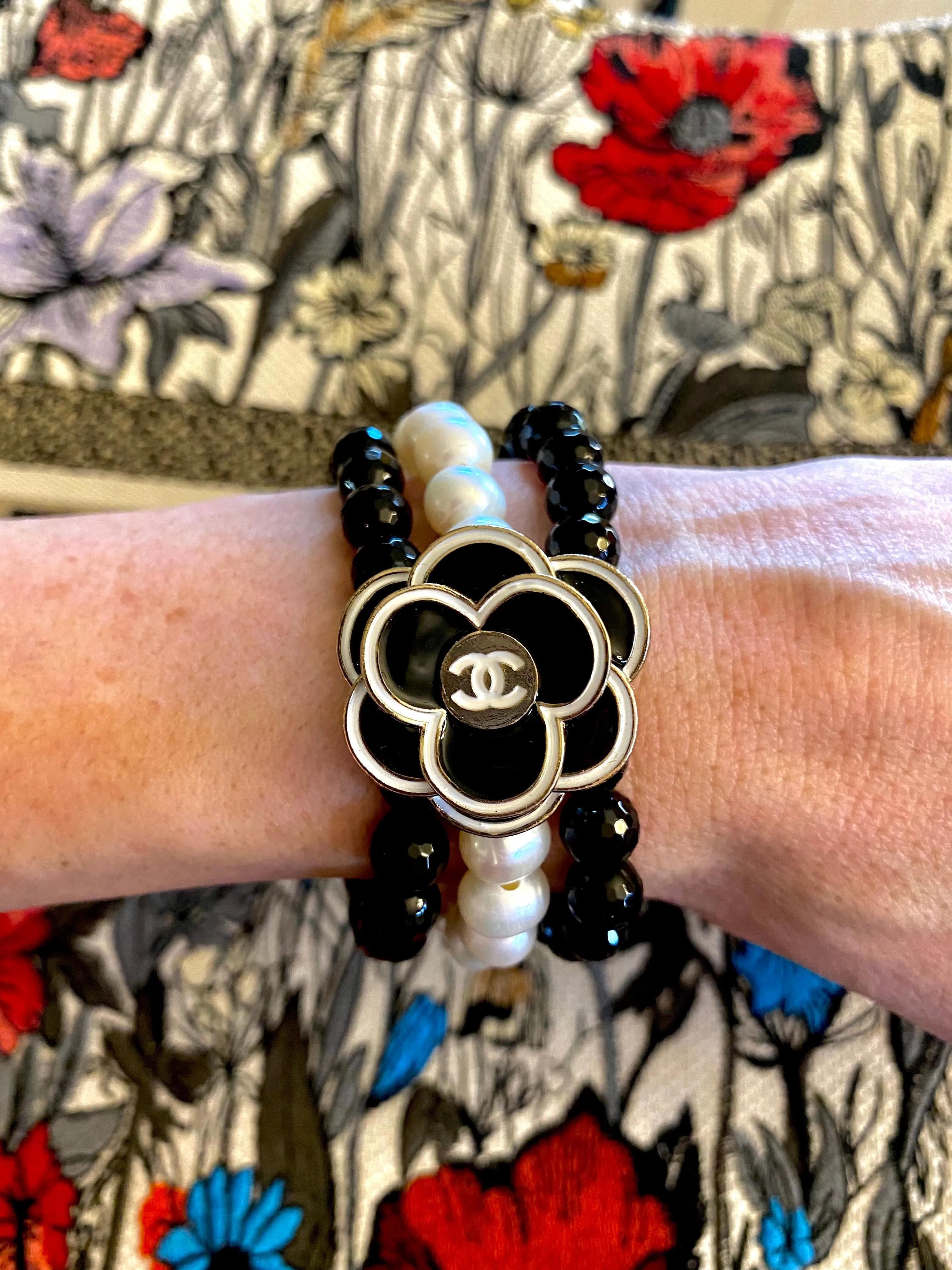 CC Black & Pearl Petal Button bracelet