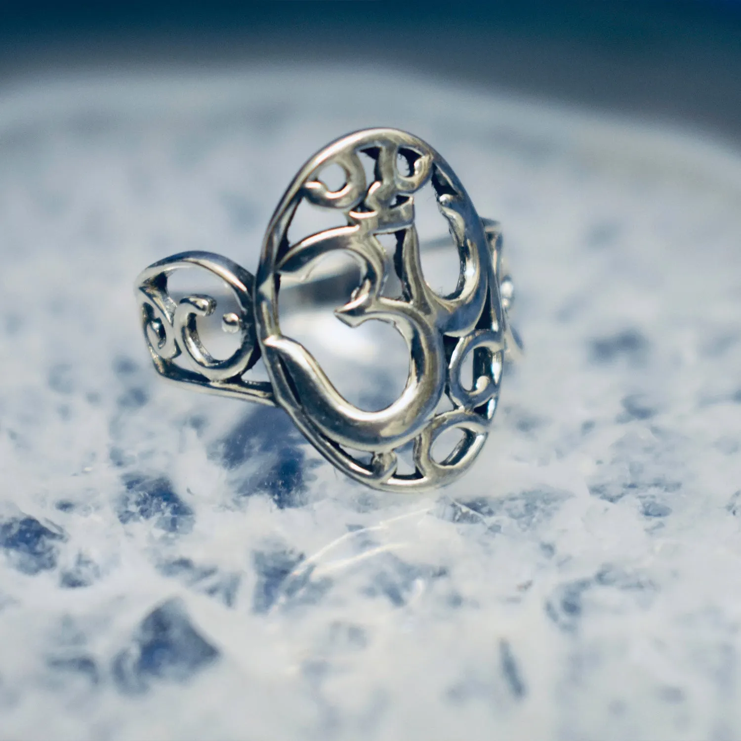 Detailed Om Ring (925) Sterling Silver