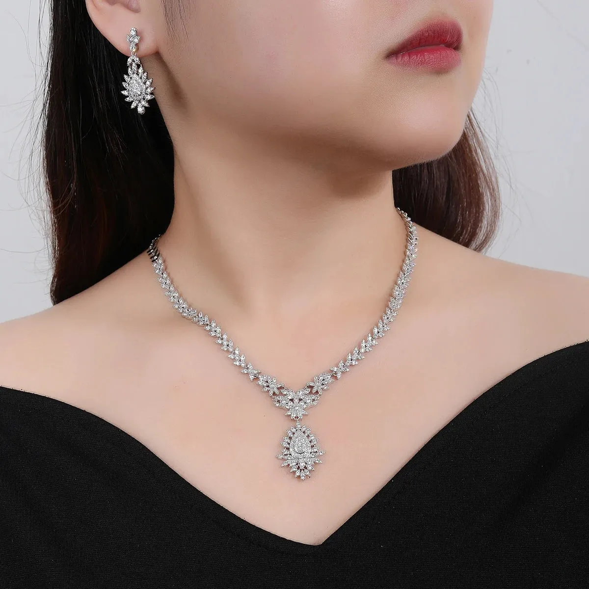 Fashion 2Pcs Cubic Zirconia Bridal Wedding Necklace and Pendant Earrings Jewelry Set Bridal Wedding Accessories CN11045