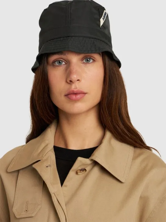 Jacquemus   Le Bob Ovalie nylon bucket hat 