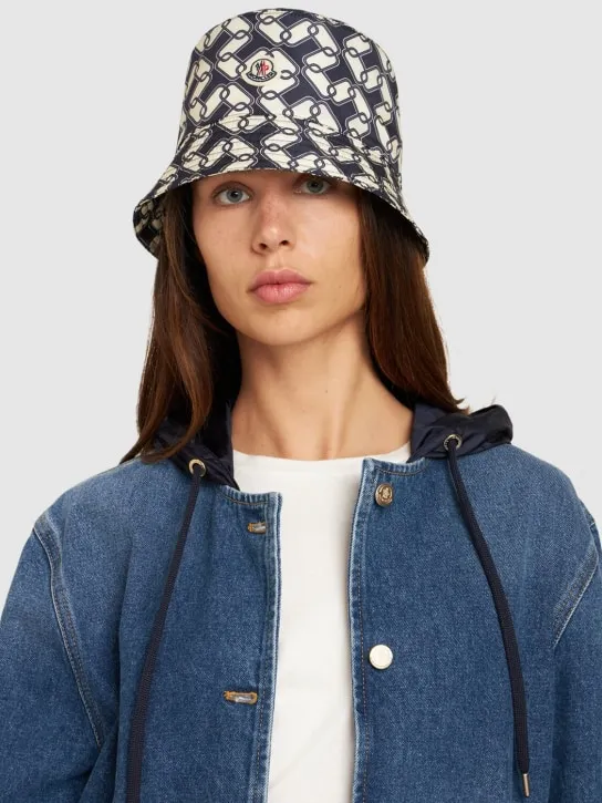 Moncler   Nylon bucket hat 