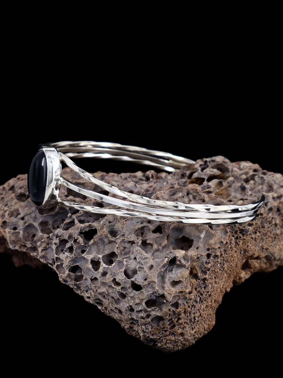 Native American Jewelry Sterling Silver Onyx Cuff Bracelet