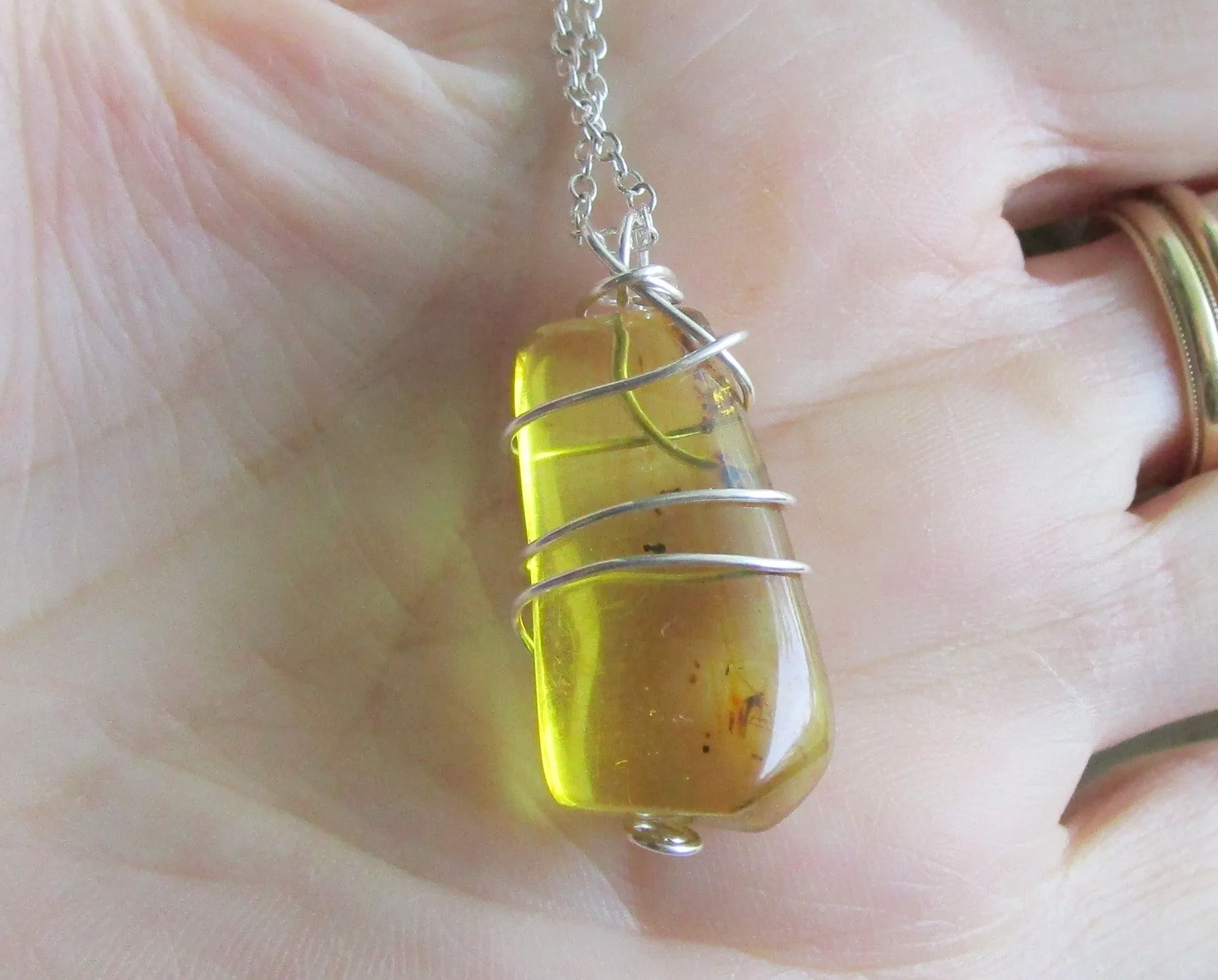 Natural Baltic Gold Amber Wire Wrapped Pendant Necklace