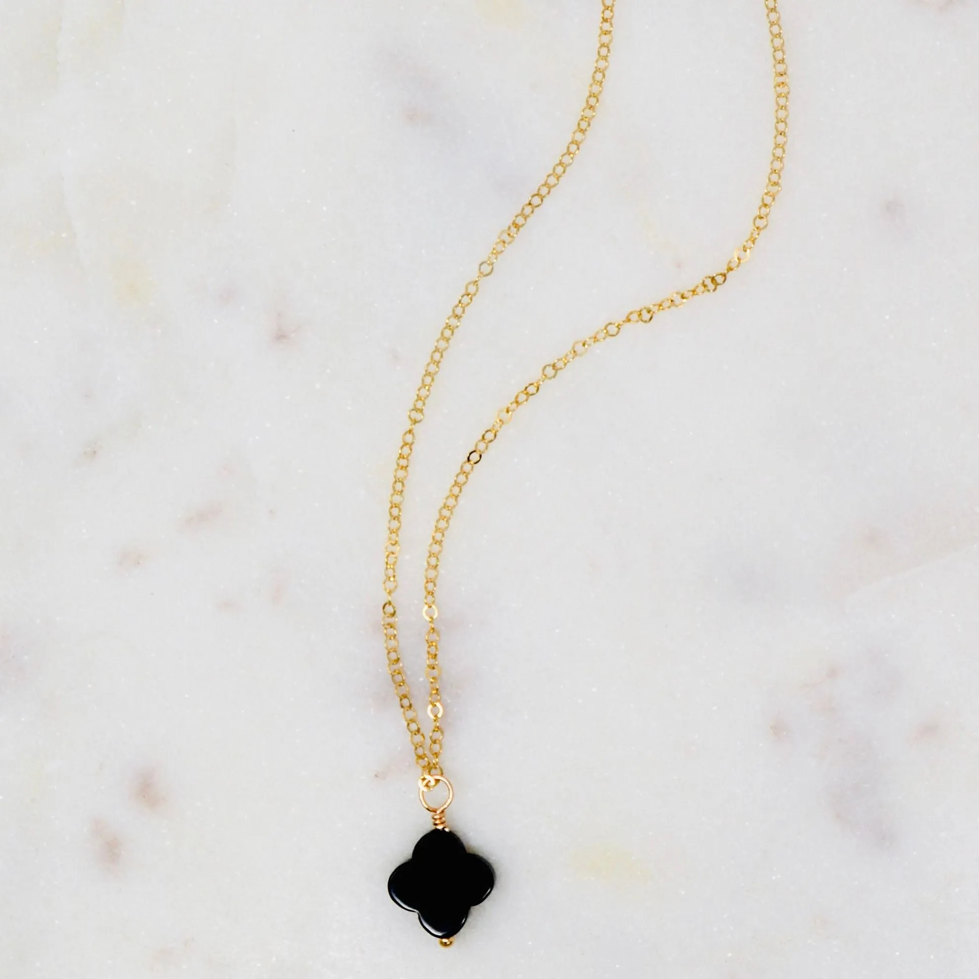 Payton Clover Necklace - Onyx