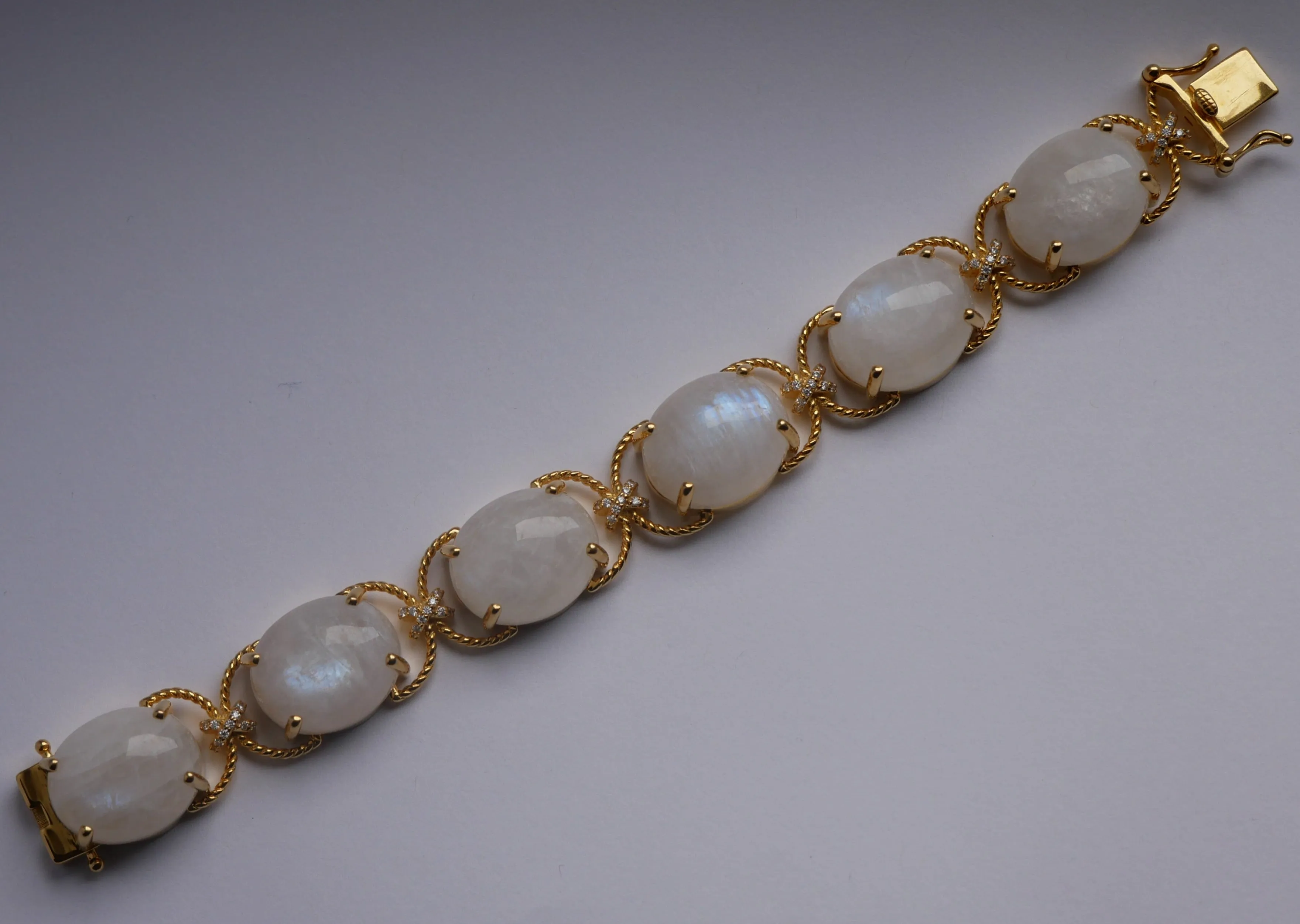 Pebble Cabochon Sicilian Moonstone and Moissanite Rope Bracelet