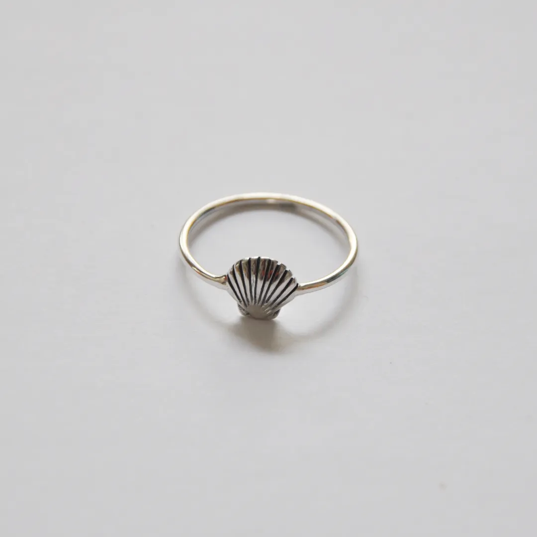 Silver Shell Ring