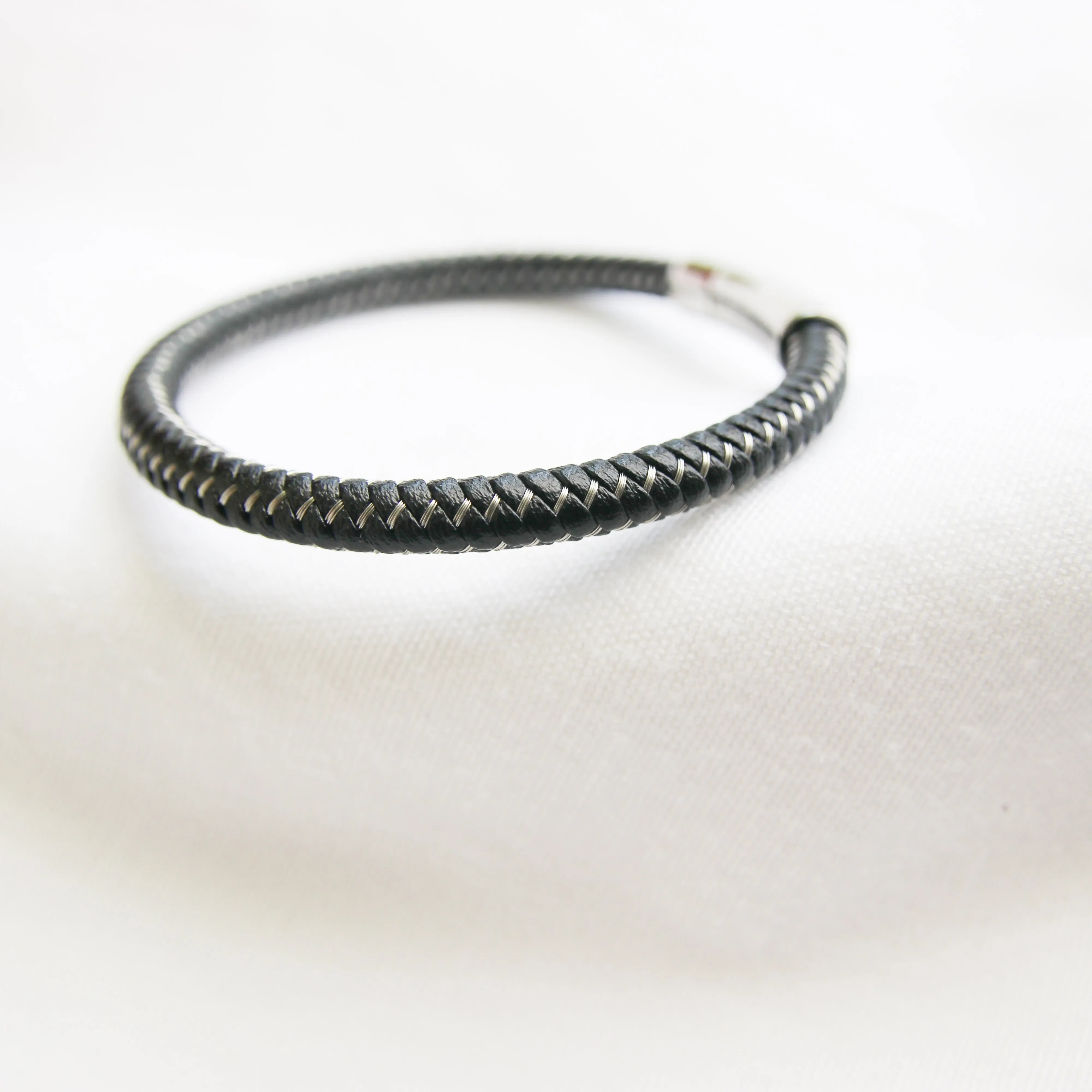 Snake Black & Silver Clasp Tube Leather Bracelet