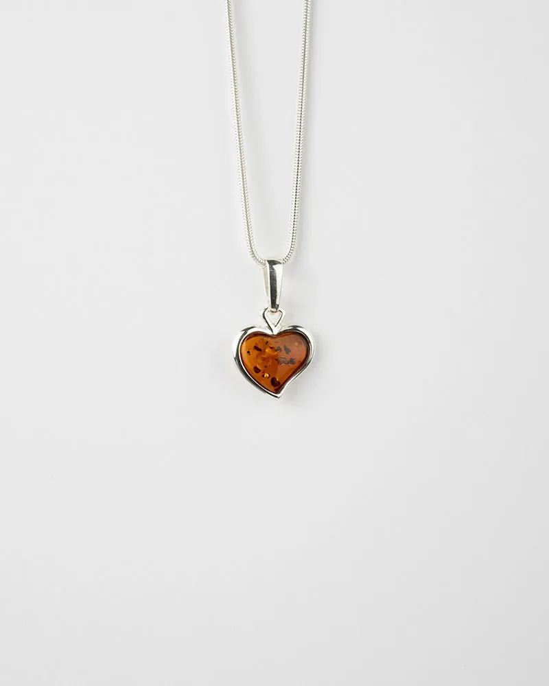 Subtle Heart Pendant Necklace