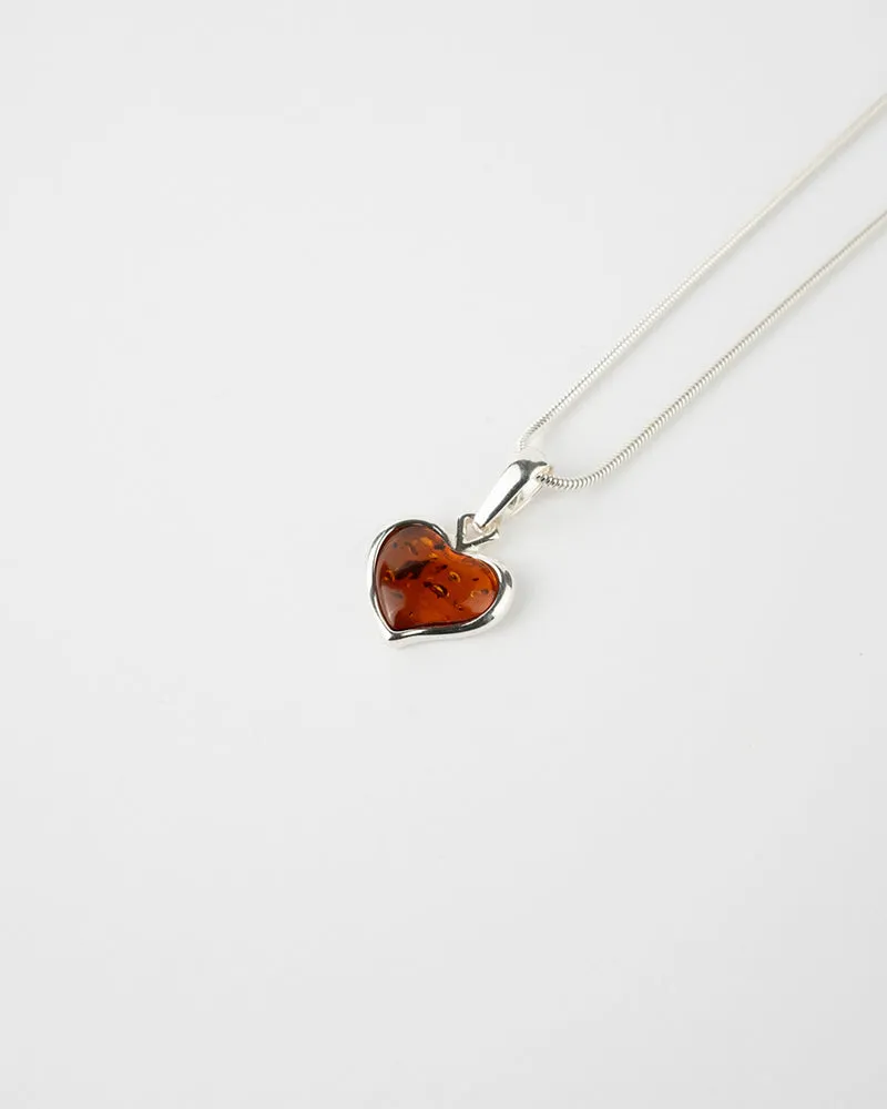 Subtle Heart Pendant Necklace