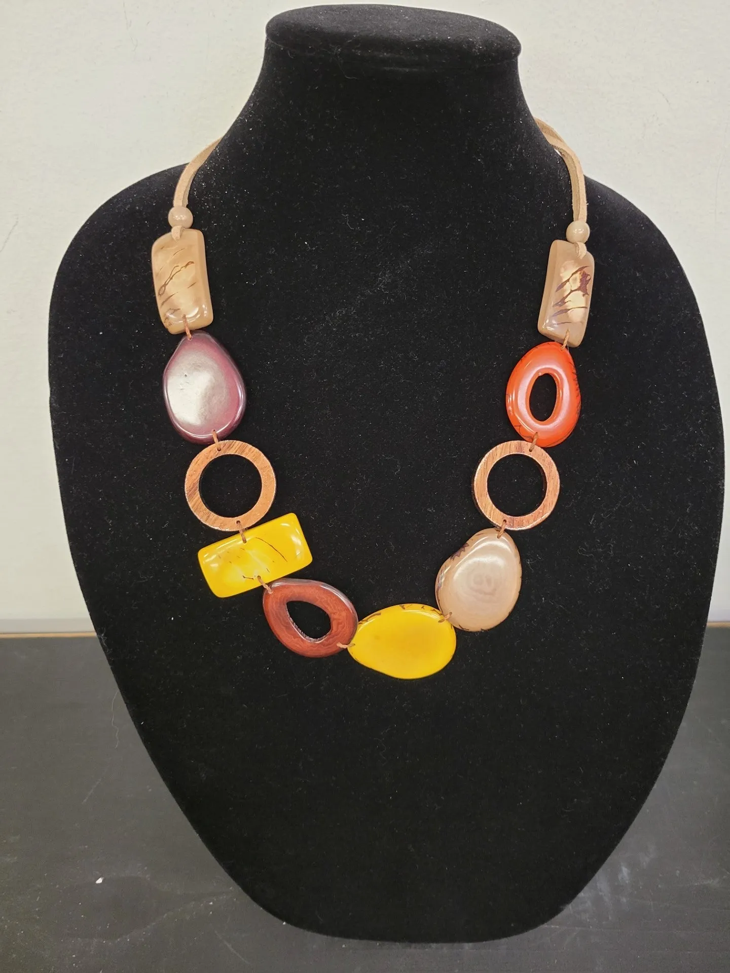 Tagua Necklace - SC074-BUR-Am-NA -Multi