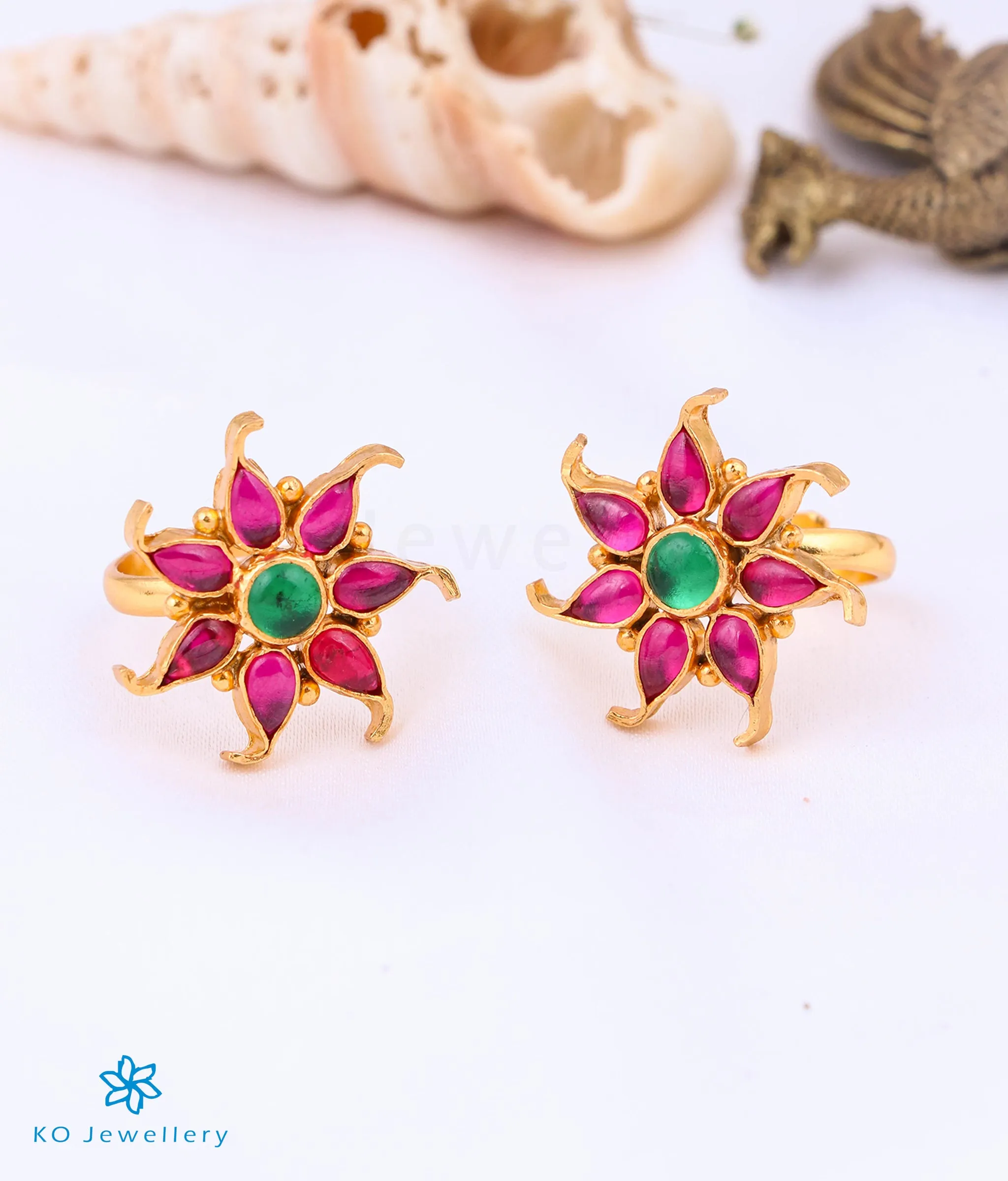 The Sahitya Silver Kempu Toe-Rings